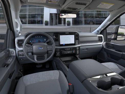 New 2026 Ford F350 XLT w/ XLT Premium Package AWD/4WD image 10