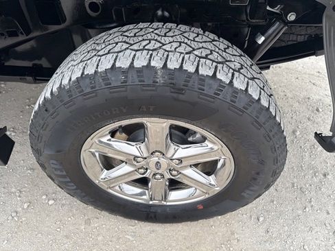 Used 2025 Ford F150 XLT w/ Equipment Group 301A Standard image 14