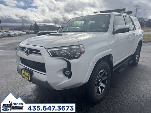 Used 2022 Toyota 4Runner TRD Off-Road Premium image 7