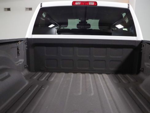 Used 2024 RAM 2500 Big Horn w/ Night Edition image 30