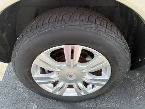 Used 2014 Cadillac SRX Luxury w/ Driver Awareness Package AWD/4WD image 26