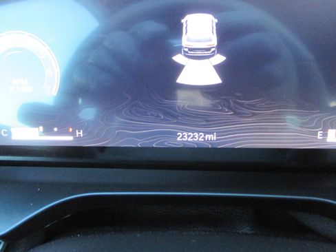 Used 2025 Jeep Grand Cherokee L Laredo w/ Luxury Tech Group I image 22