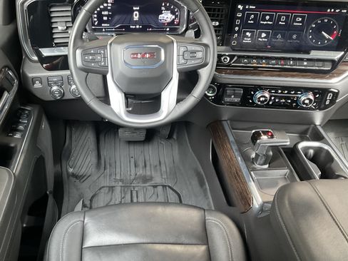 Used 2024 GMC Sierra 1500 Elevation w/ Elevation Premium Package AWD/4WD image 22