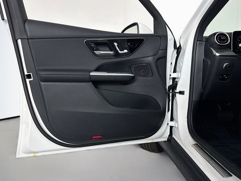 New 2026 Mercedes-Benz GLC 300 image 20