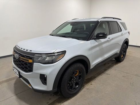 New 2026 Ford Explorer Tremor image 7