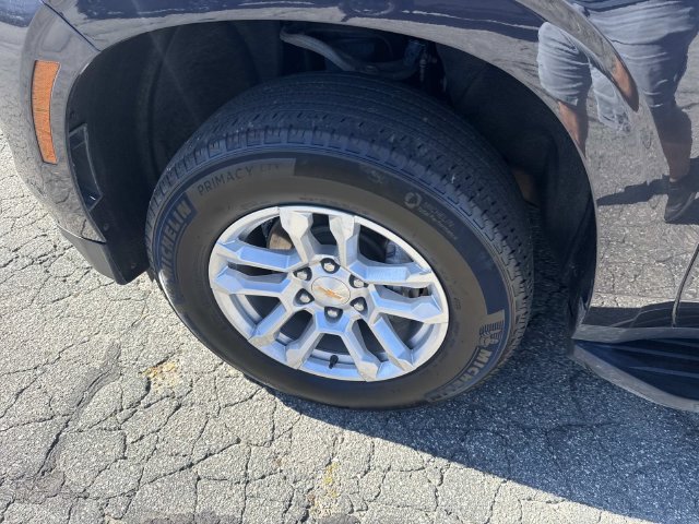 Used 2025 Chevrolet Tahoe LT AWD/4WD image 13