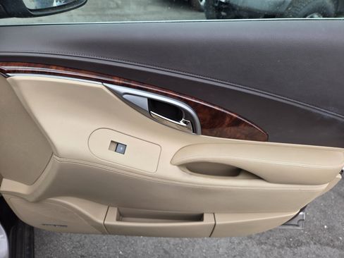 Used 2011 Buick LaCrosse CXL w/ Entertainment Package FWD image 14