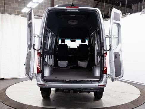 Used 2024 Mercedes-Benz Sprinter 144 Cargo image 26