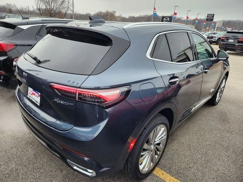 New 2026 Buick Envision Avenir image 3