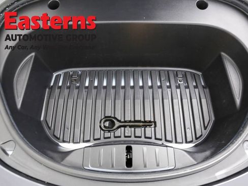 Used 2023 Tesla Model 3 Performance image 7