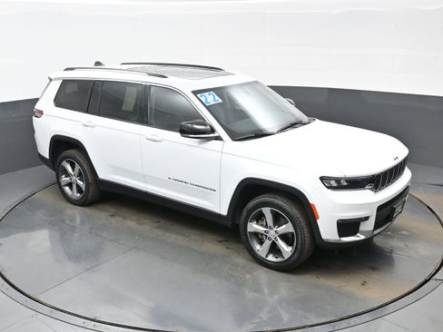 Used 2022 Jeep Grand Cherokee L Limited image 40