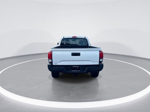 Used 2022 Toyota Tacoma SR RWD image 8