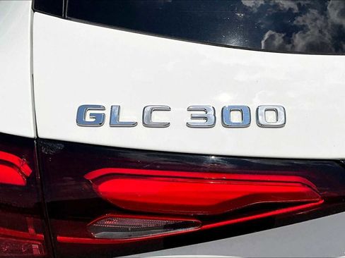 New 2025 Mercedes-Benz GLC 300 GLC 300 image 7