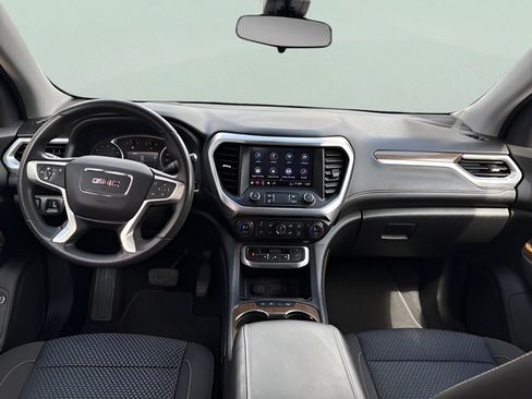Used 2021 GMC Acadia SLE w/ Driver Convenience Package FWD image 17