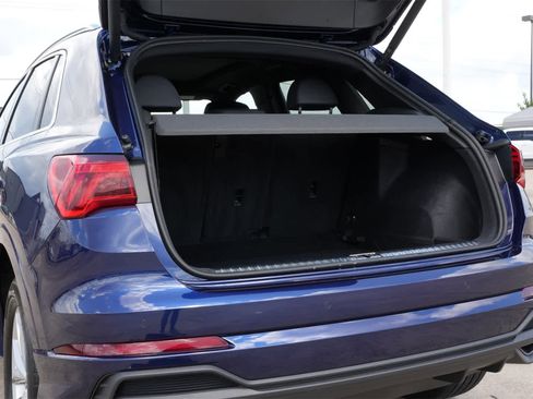 Used 2025 Audi Q3 2.0T Premium image 21