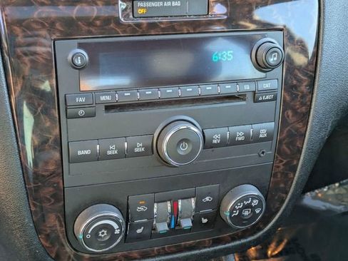 Used 2014 Chevrolet Impala LTZ image 21