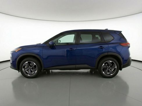 Used 2025 Nissan Rogue SV image 5