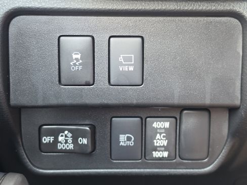 Certified 2022 Toyota Tacoma Limited AWD/4WD image 14