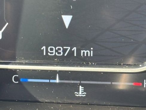 Certified 2024 GMC Sierra 1500 Denali image 22