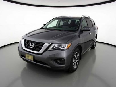 Used 2018 Nissan Pathfinder S