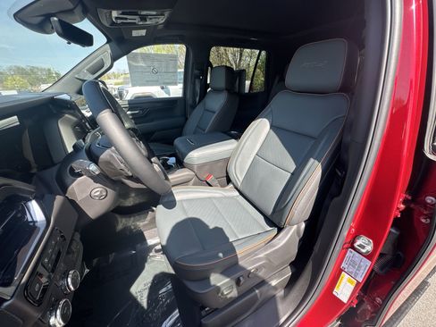 New 2026 GMC Yukon AT4 w/ AT4 Premium Plus Package AWD/4WD image 13