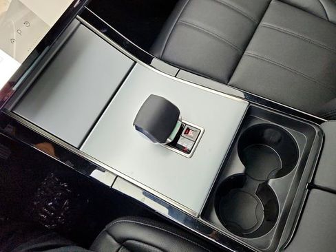 Used 2025 Land Rover Range Rover Evoque S image 26