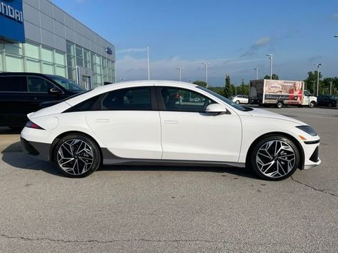 New 2025 Hyundai Ioniq 6 SEL image 8