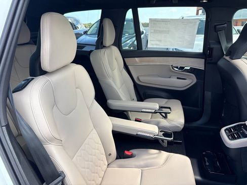 New 2026 Volvo XC90 B5 Plus w/ Protection Package Premier image 16