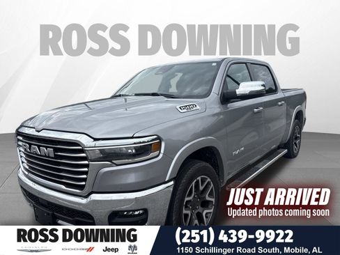 Used 2025 RAM 1500 Laramie AWD/4WD image 1