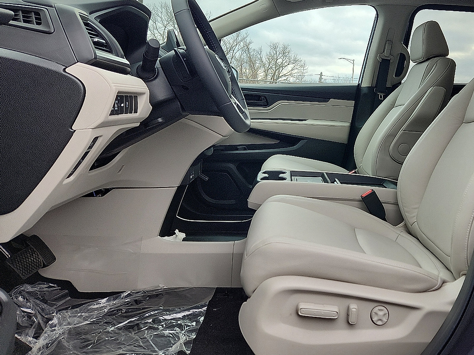 New 2027 Honda Odyssey EX-L image 9