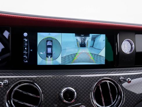 Used 2022 Rolls-Royce Ghost Black Badge image 30