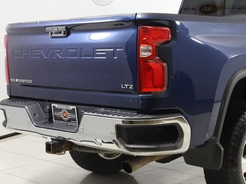 Used 2021 Chevrolet Silverado 2500 LTZ w/ LTZ Texas Edition AWD/4WD image 40