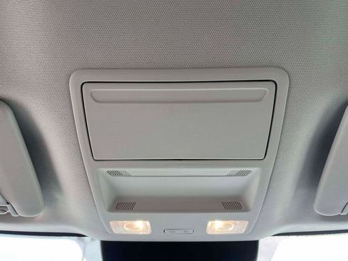 Used 2025 Ford Maverick Lariat image 23