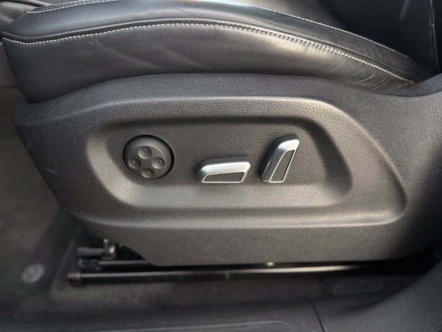 Used 2016 Audi SQ5 Premium Plus w/ Technology Package AWD/4WD image 13