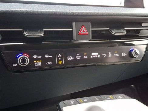 Certified 2022 Kia EV6 Wind w/ Wind Technology Package image 16