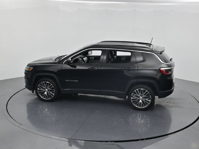 Used 2023 Jeep Compass Limited w/ Elite Group AWD/4WD image 45