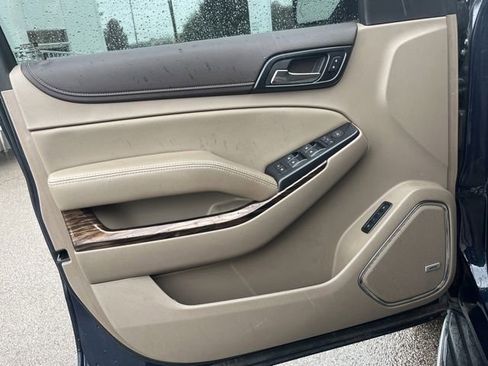 Used 2019 GMC Yukon SLT w/ Premium Edition image 10