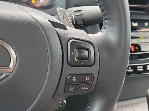 Used 2025 Lexus IS 350 F Sport RWD image 19