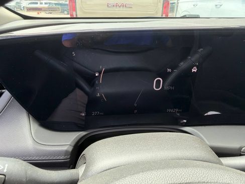 Used 2024 Buick Encore GX Sport Touring w/ Experience Buick Package FWD image 14