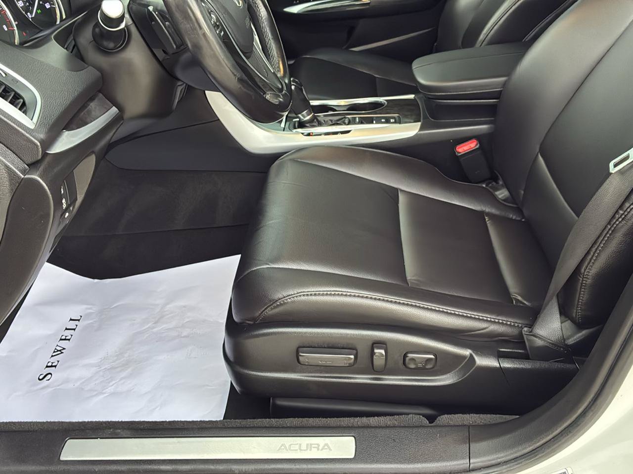 Used 2020 Acura TLX FWD image 17
