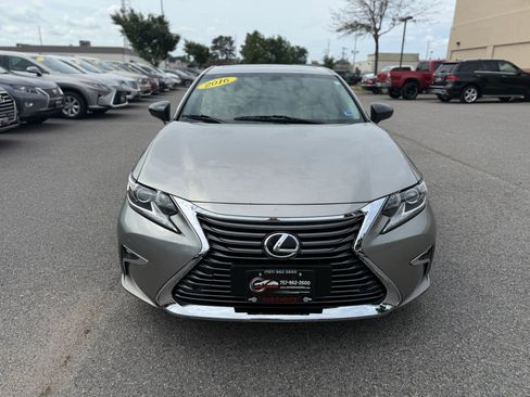 Used 2016 Lexus ES 350 w/ Navigation System Package FWD image 5