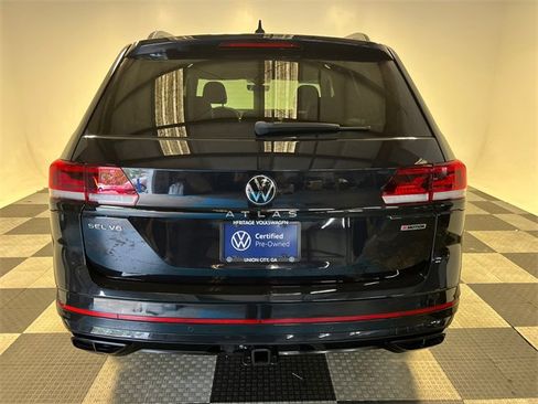 Certified 2022 Volkswagen Atlas SEL R-Line image 4
