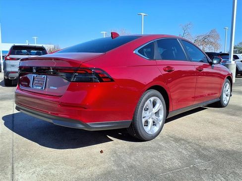 Used 2026 Honda Accord LX image 13