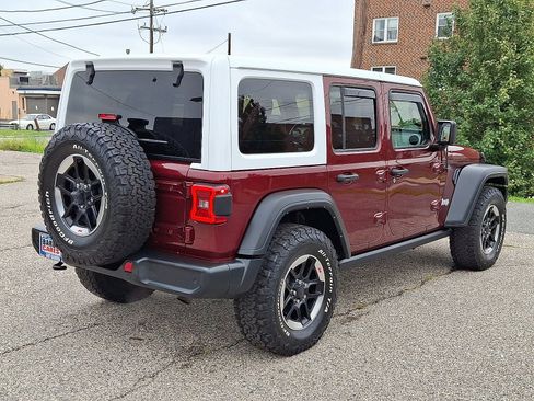 Used 2021 Jeep Wrangler Islander image 6