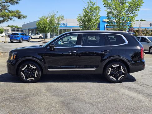 Used 2024 Kia Telluride S w/ S Sunroof Package FWD image 14