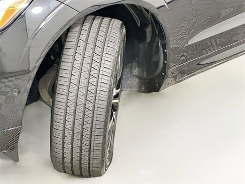 Used 2023 Volvo XC60 B5 Ultimate w/ Climate Package image 25