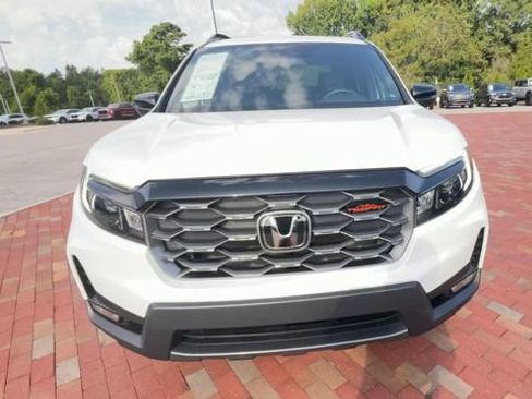 Certified 2023 Honda Passport TrailSport image 4
