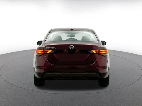 Used 2025 Nissan Sentra SV FWD image 8