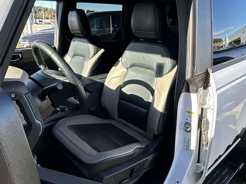 Used 2024 Ford Bronco Wildtrak image 58