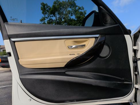 Used 2018 BMW 330i Sedan RWD image 27